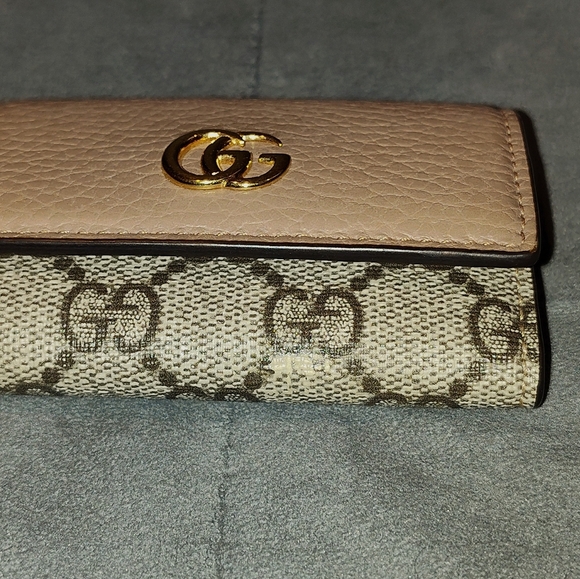 GUCCI GG MARMONT BI-COLOR KEYCASE BLUSH LEATHER & BEIGE MONOGRAM SUPREME CANVAS - Picture 6 of 14